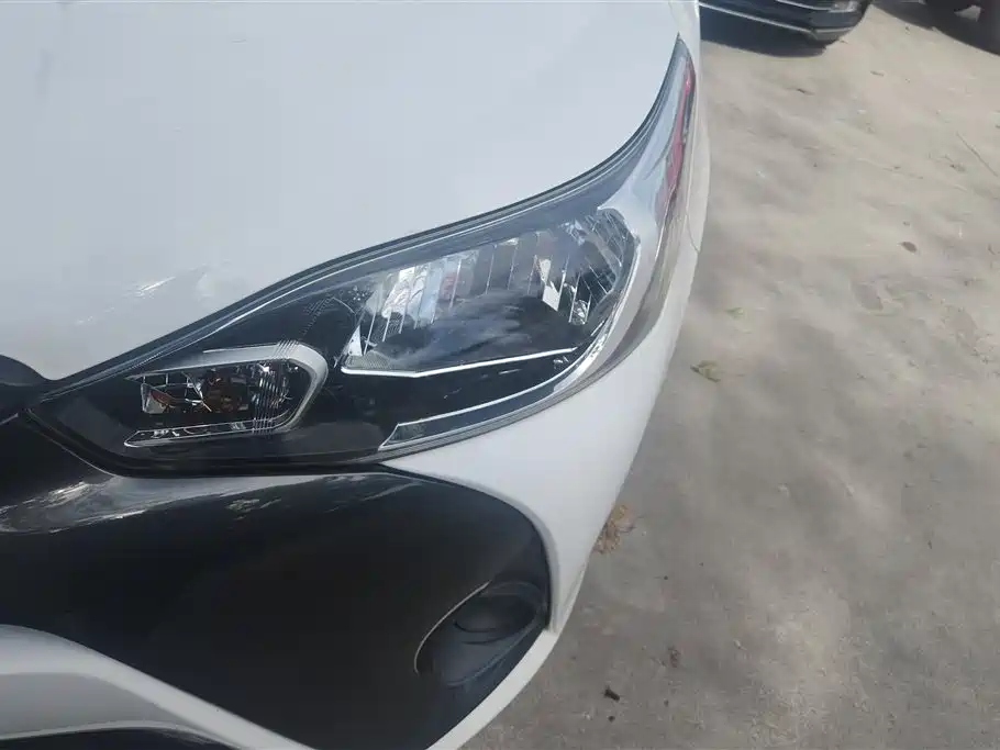 Toyota YARiS L Zhi Xuan 2019 1.5E CVT MeiDong Edition China VI фото 5
