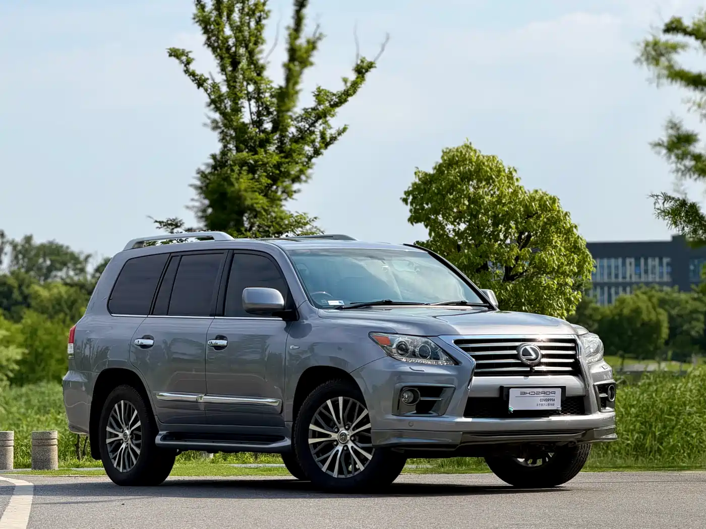 Lexus LX 2009 570 фото 19