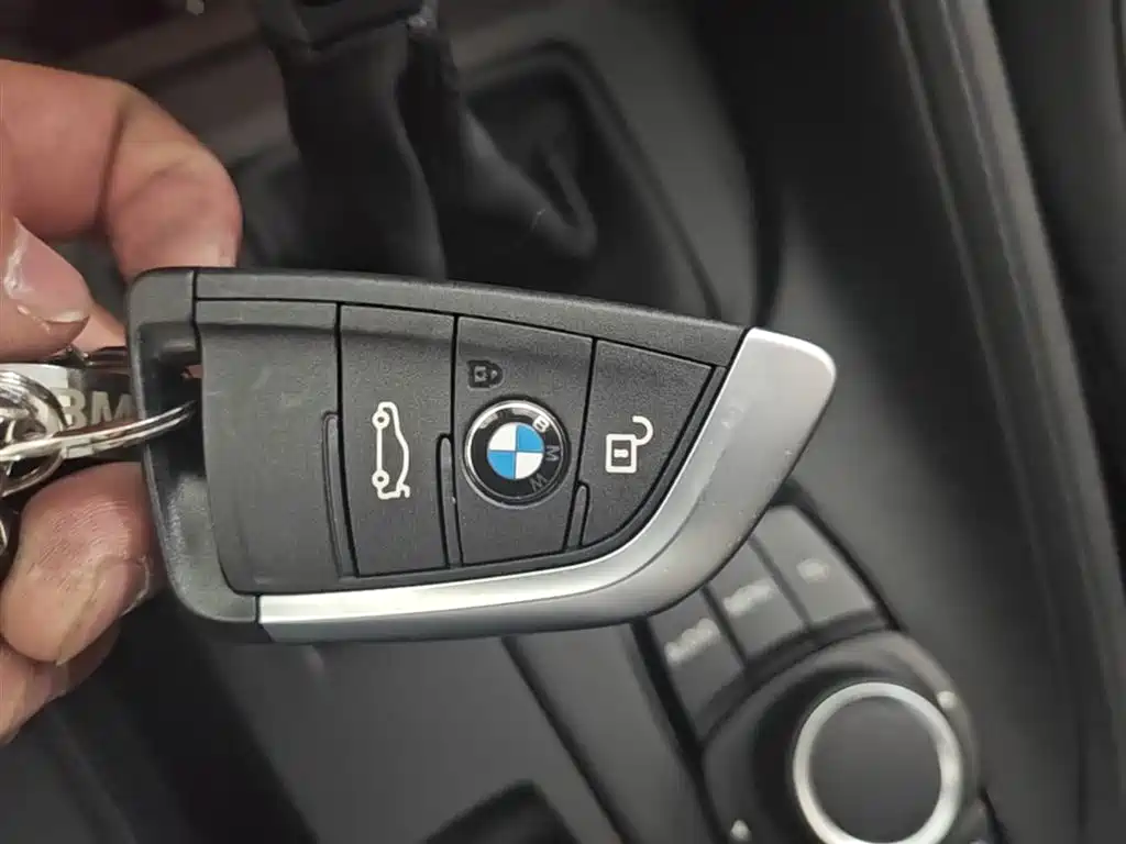 BMW X1 2016 sDrive18Li Fashion Model фото 9