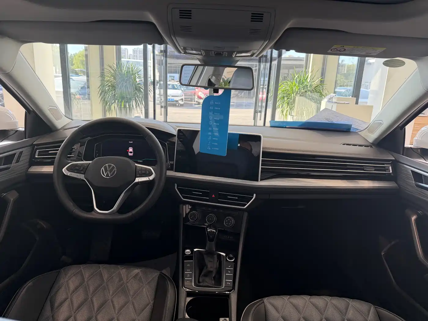 Volkswagen Sagitar 2024 300TSI DSG Surpass Edition фото 7