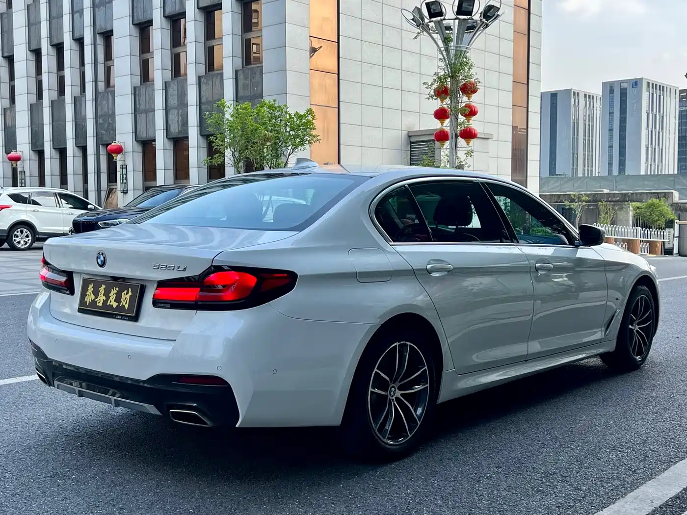 BMW 5 Series 2021 Facelift 525Li M Sport Package фото 9
