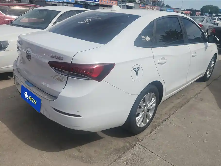 Buick Excelle 2019 15T DCT Connected Elite Type China VI фото 3