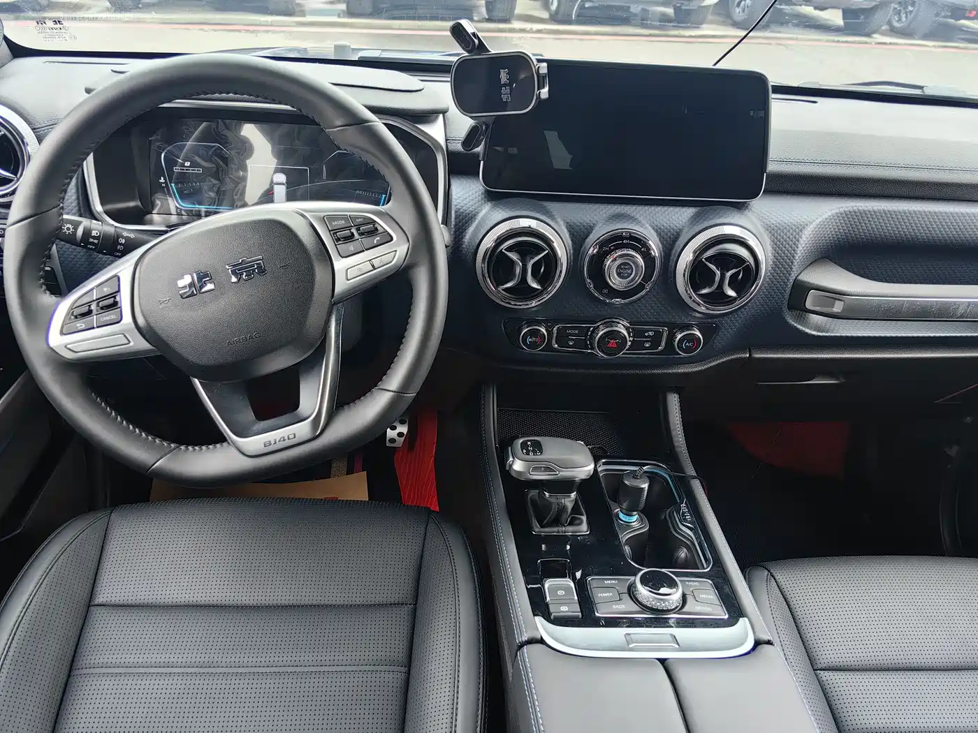 BAIC ORV Beijing Offroad BJ40 2024 2.0D Blade Hero Glory Edition фото 5