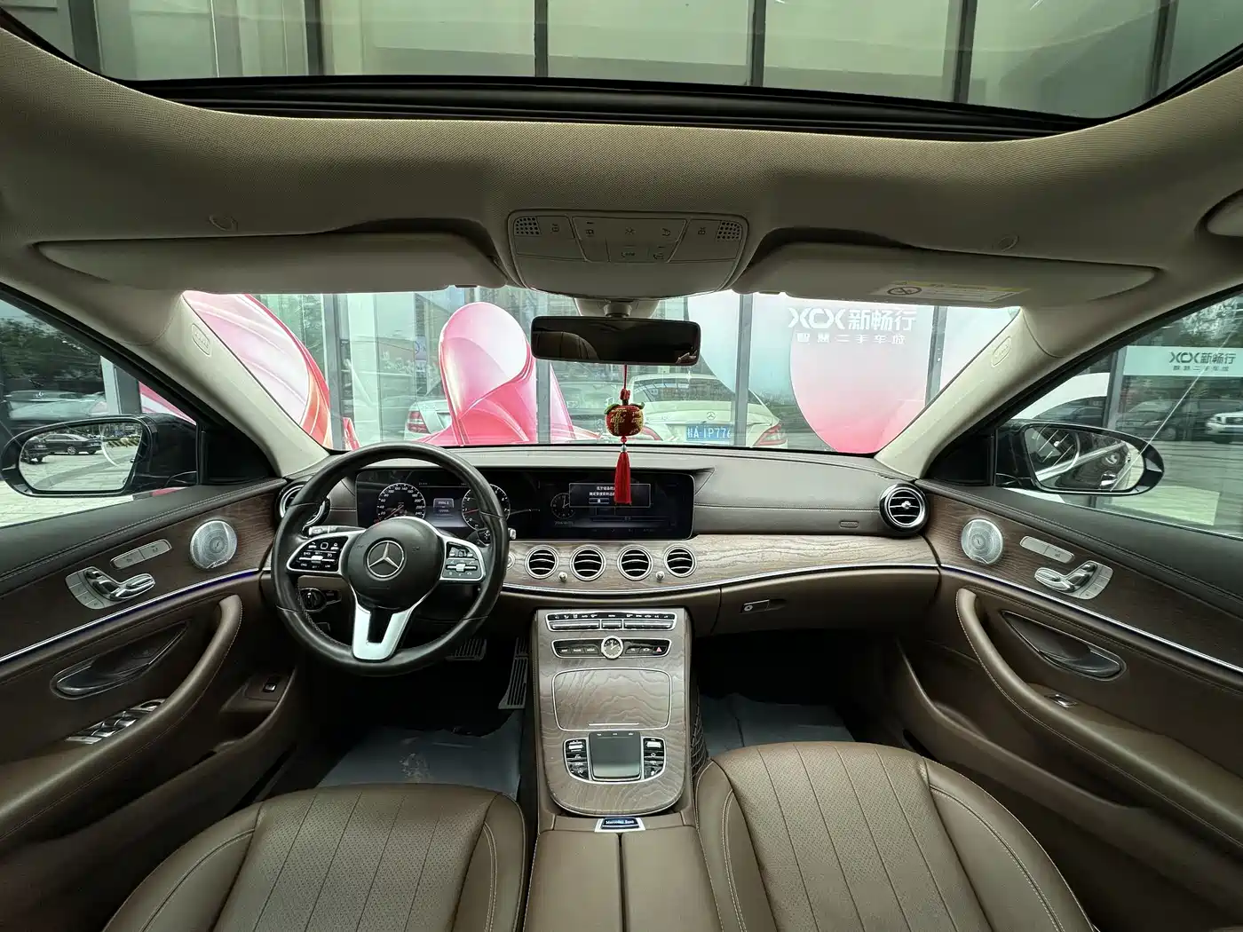 Mercedes-Benz E-Class 2020 E 300 L Luxury Model фото 7