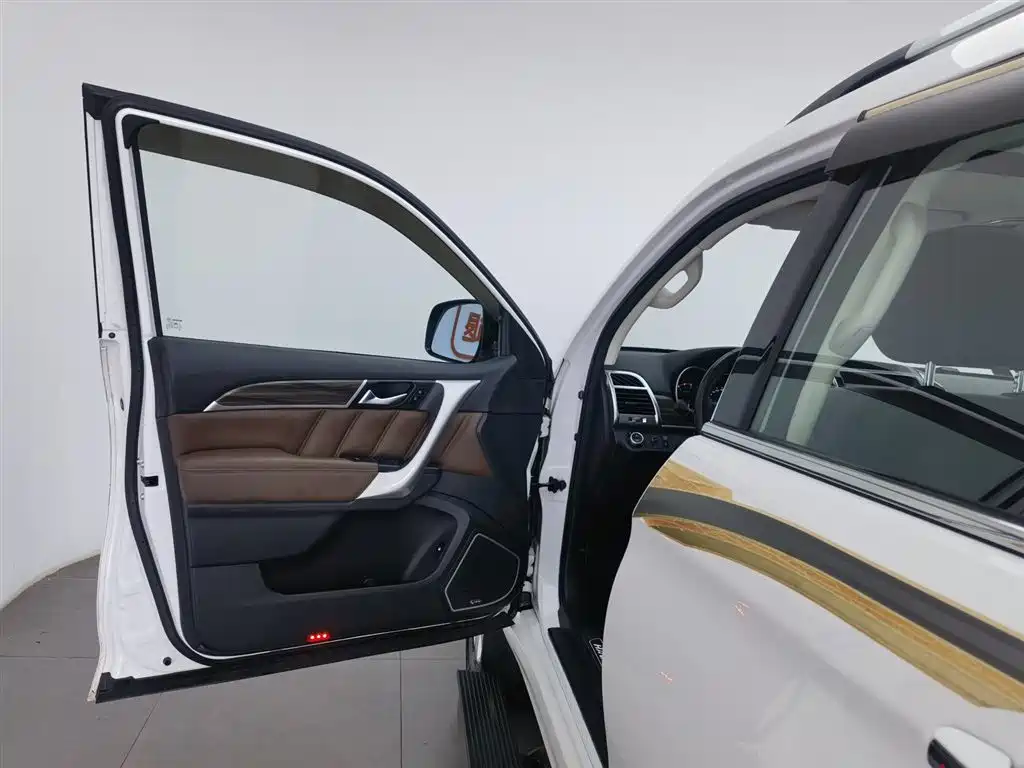 Haval H9 2017 2.0T Petrol 4WD Luxury 7-seater фото 8