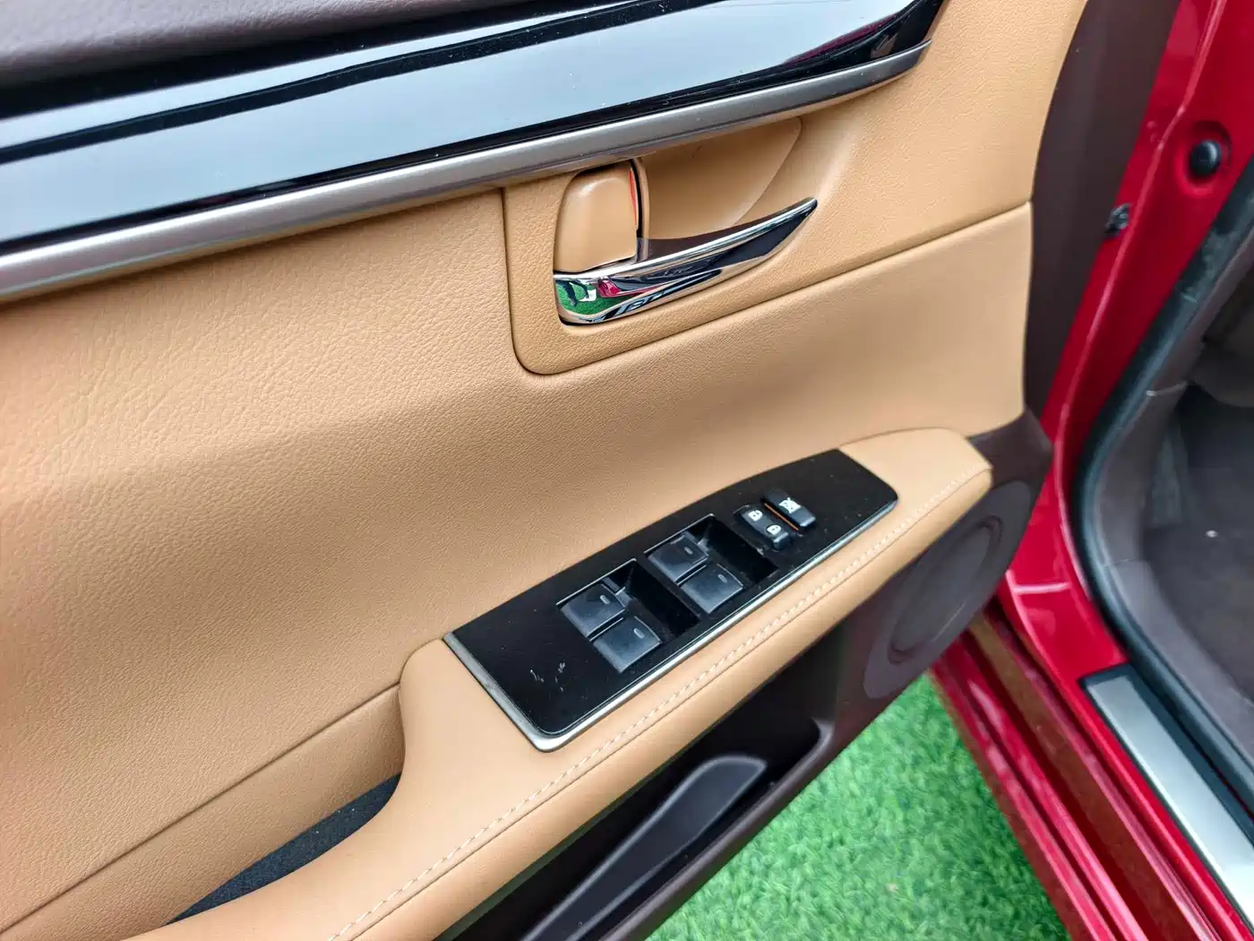 Lexus ES 2015 200 Elite Edition фото 6