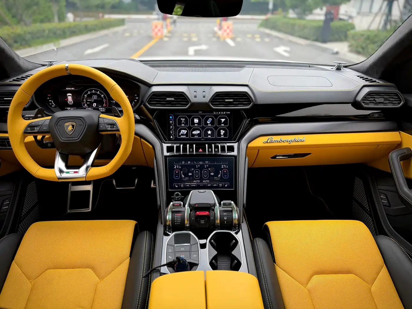 Lamborghini Urus 2021 4.0T V8 фото 8