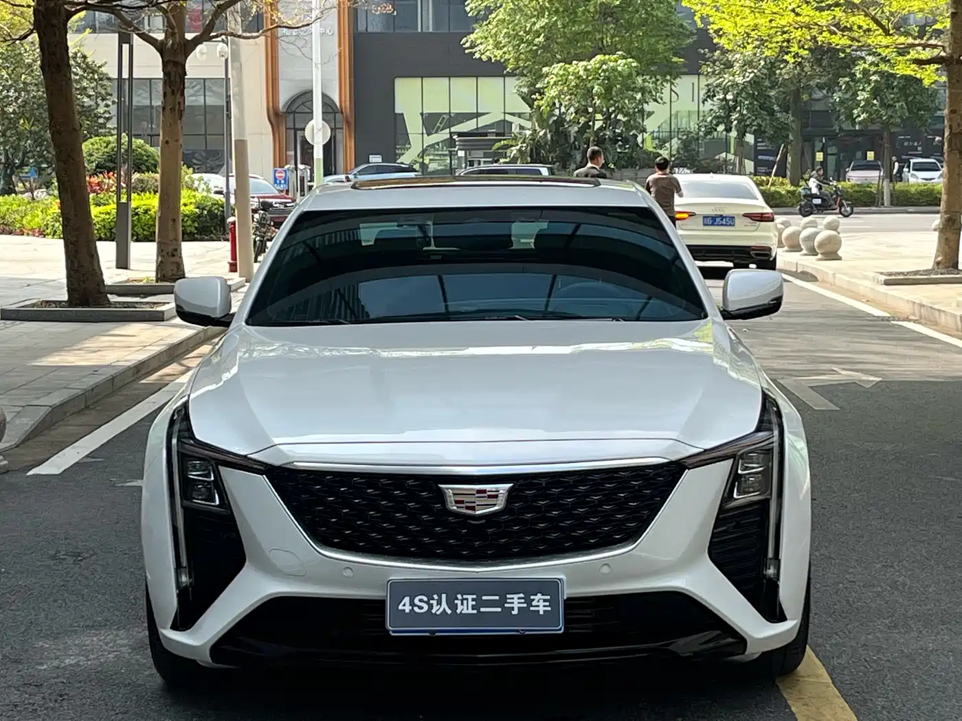 Cadillac CT5 2024 28T Luxury Model Pro фото 2