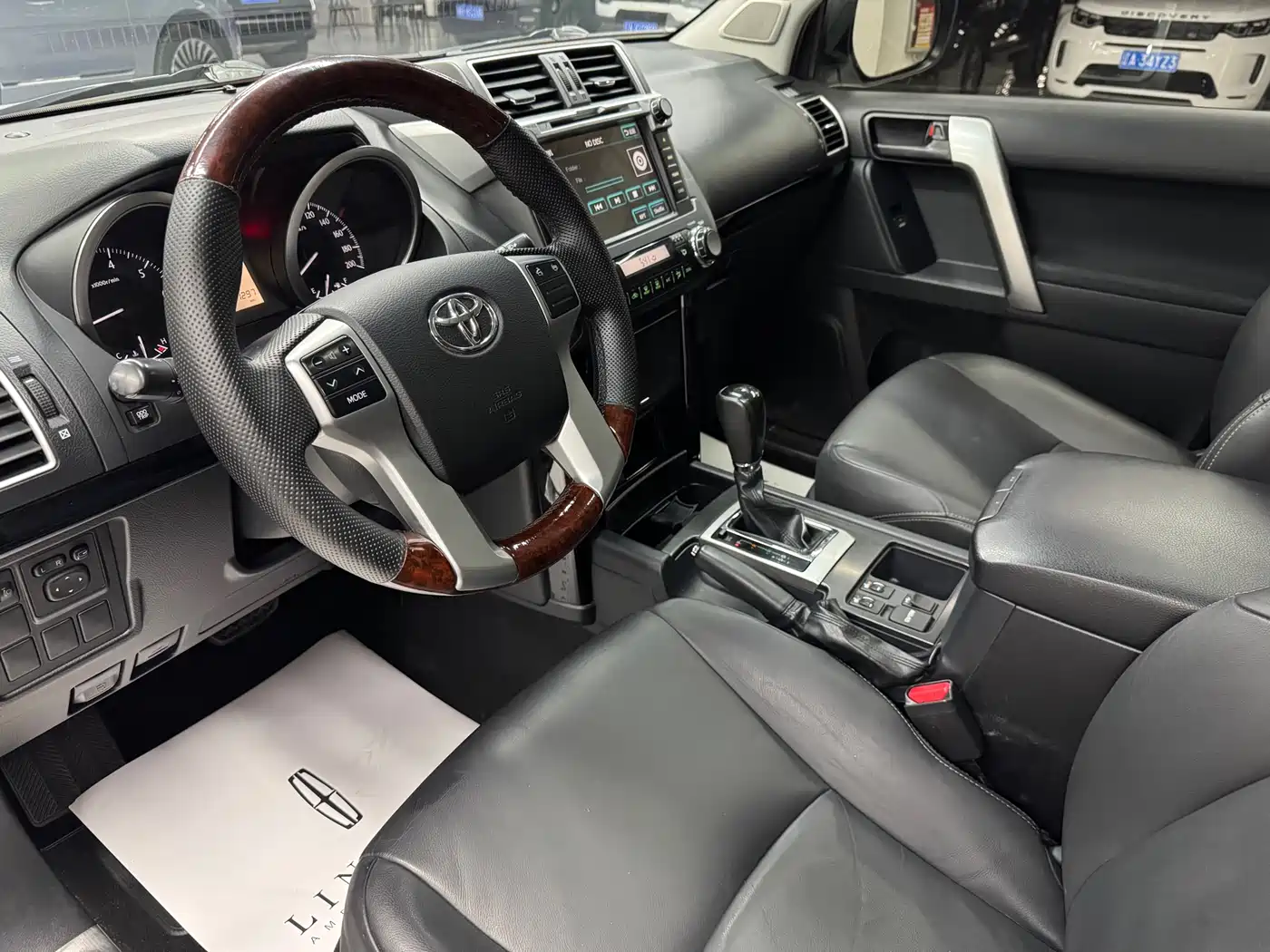 Toyota Prado 2016 2.7L Auto Standard Edition фото 10