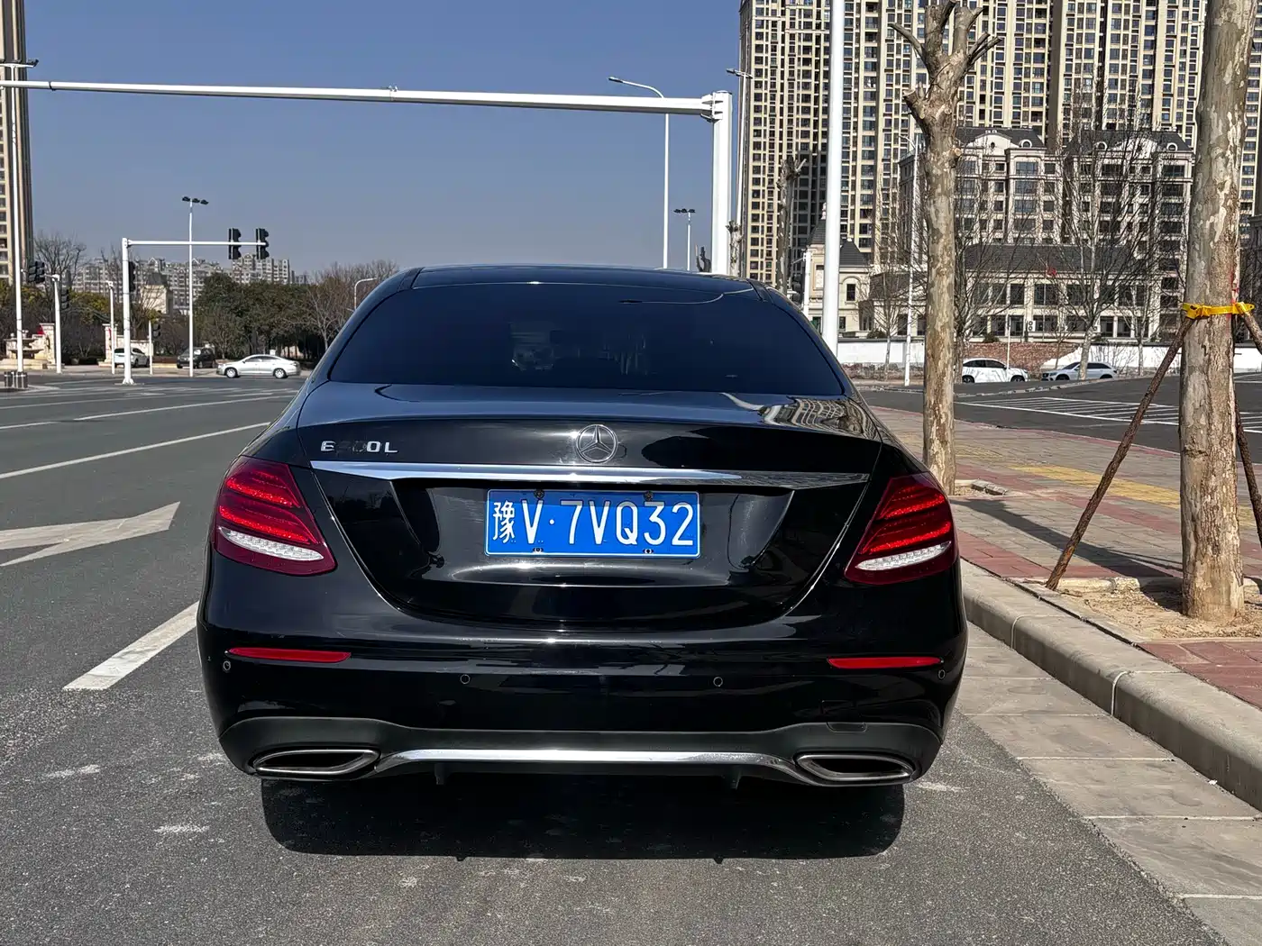 Mercedes-Benz E-Class 2020 Model E 260 L Sport фото 13