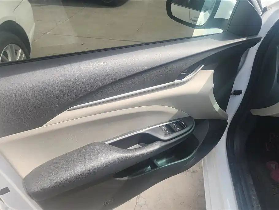 Buick Excelle 2019 15T DCT Connected Elite Type China VI фото 7