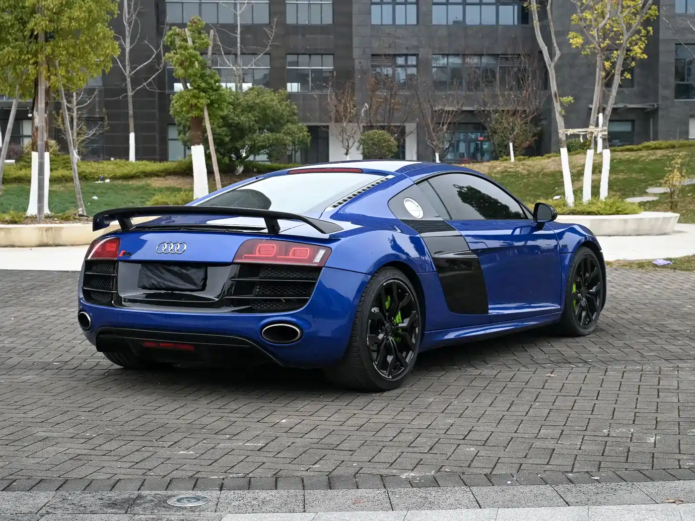 Audi R8 2012 5.2 FSI quattro Limited Edition фото 5