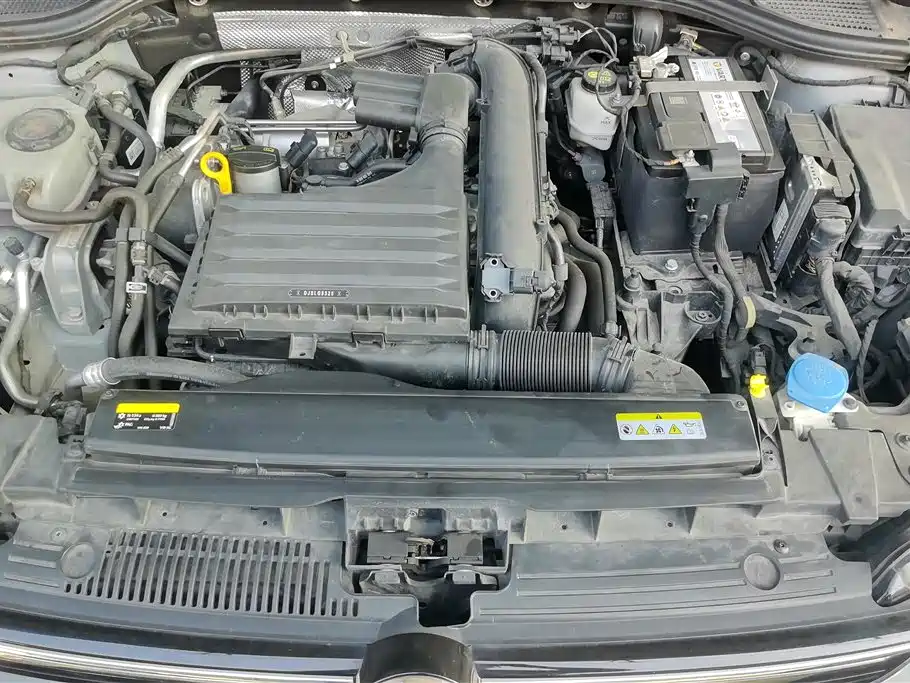 Volkswagen Golf 2021 280TSI DSG 30th Anniversary Edition фото 10