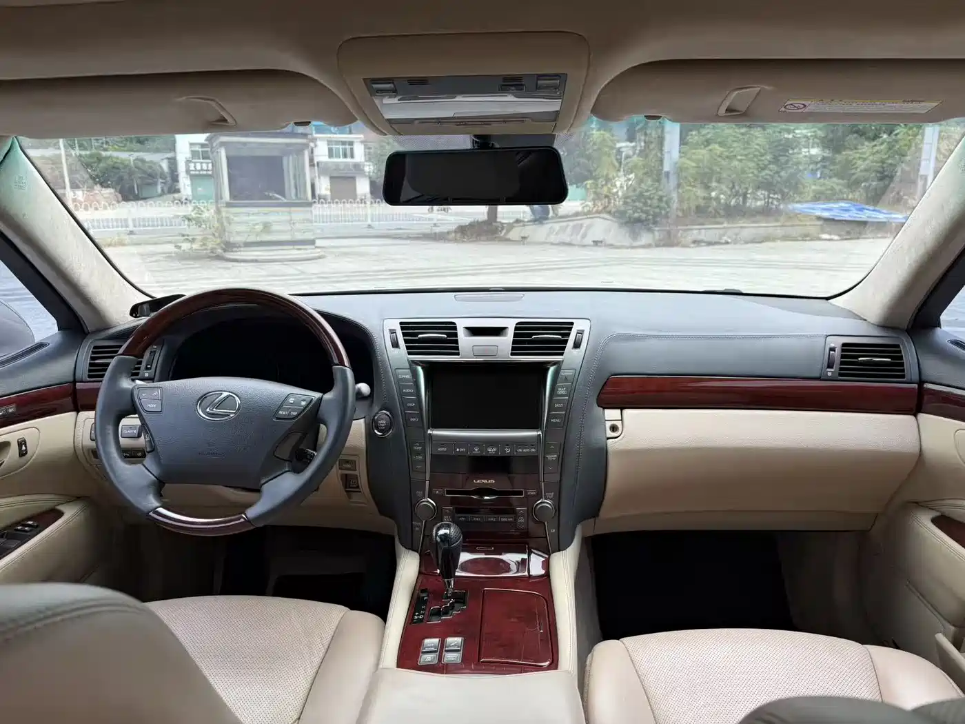 Lexus LS 2006 460L Premium Edition фото 13