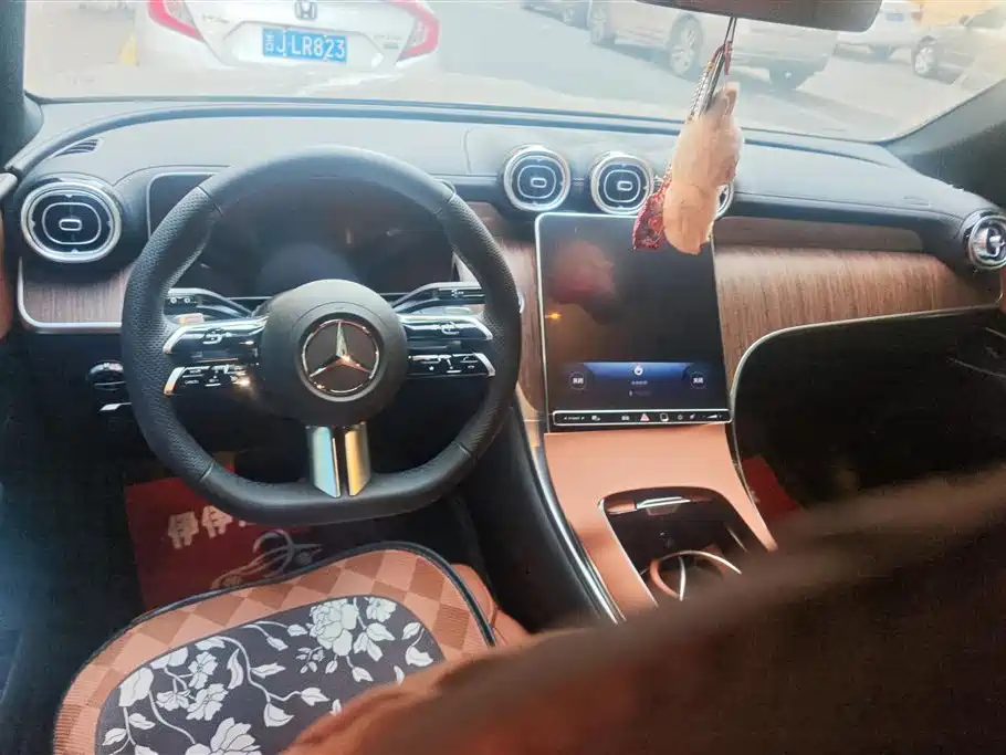 Mercedes-Benz GLC 2025 GLC 300 L 4MATIC Dynamic 5-seater фото 12