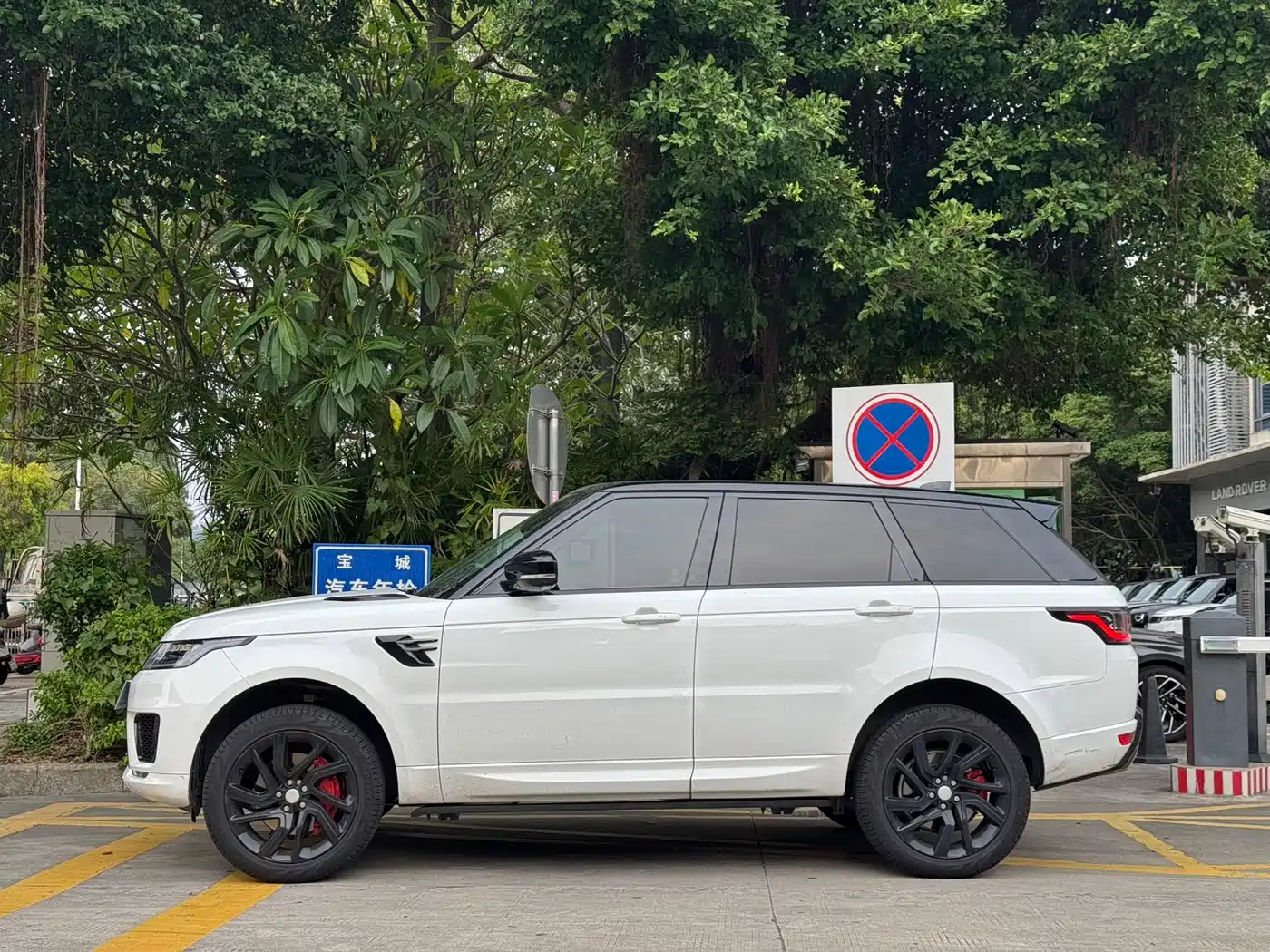Land Rover Range Rover Sport 2020 3.0 L6 HSE DYNAMIC фото 11
