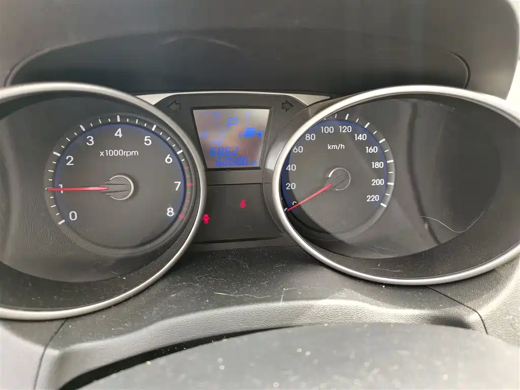 Hyundai Beijing Hyundai ix35 2015 2.0L Automatic 2WD Smart China V фото 13