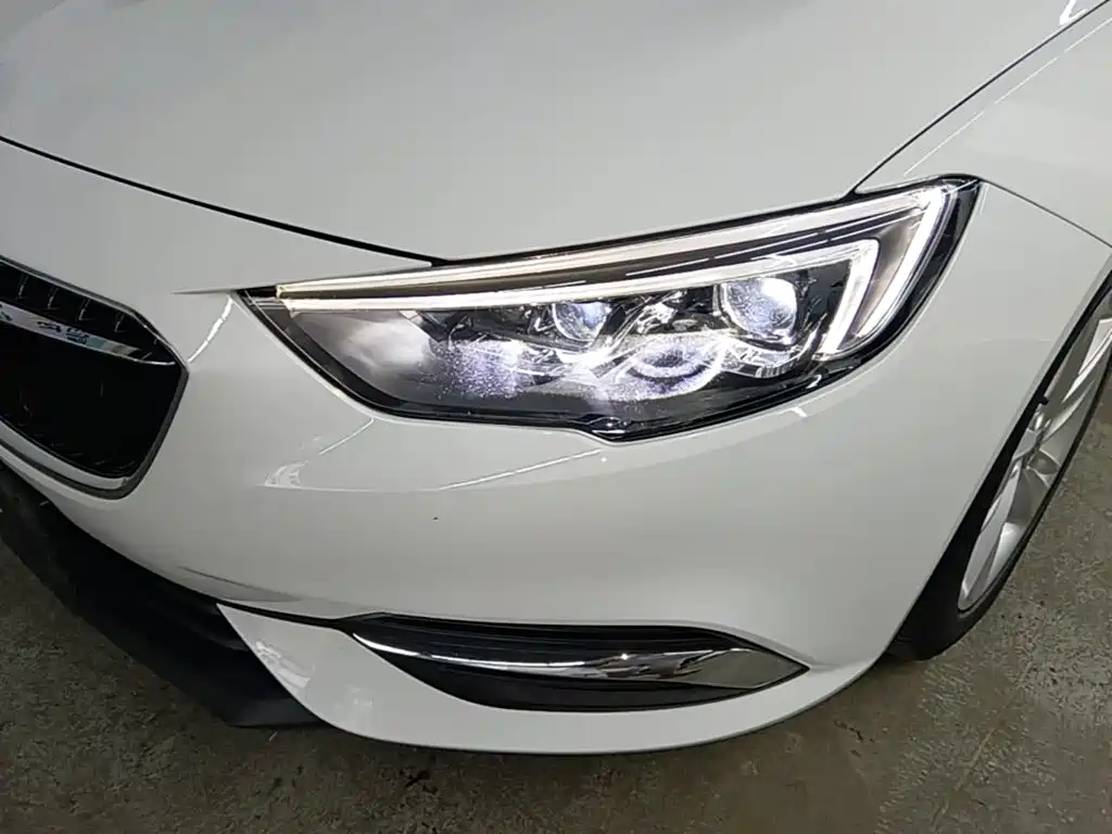 Фото 24 - Buick Regal
