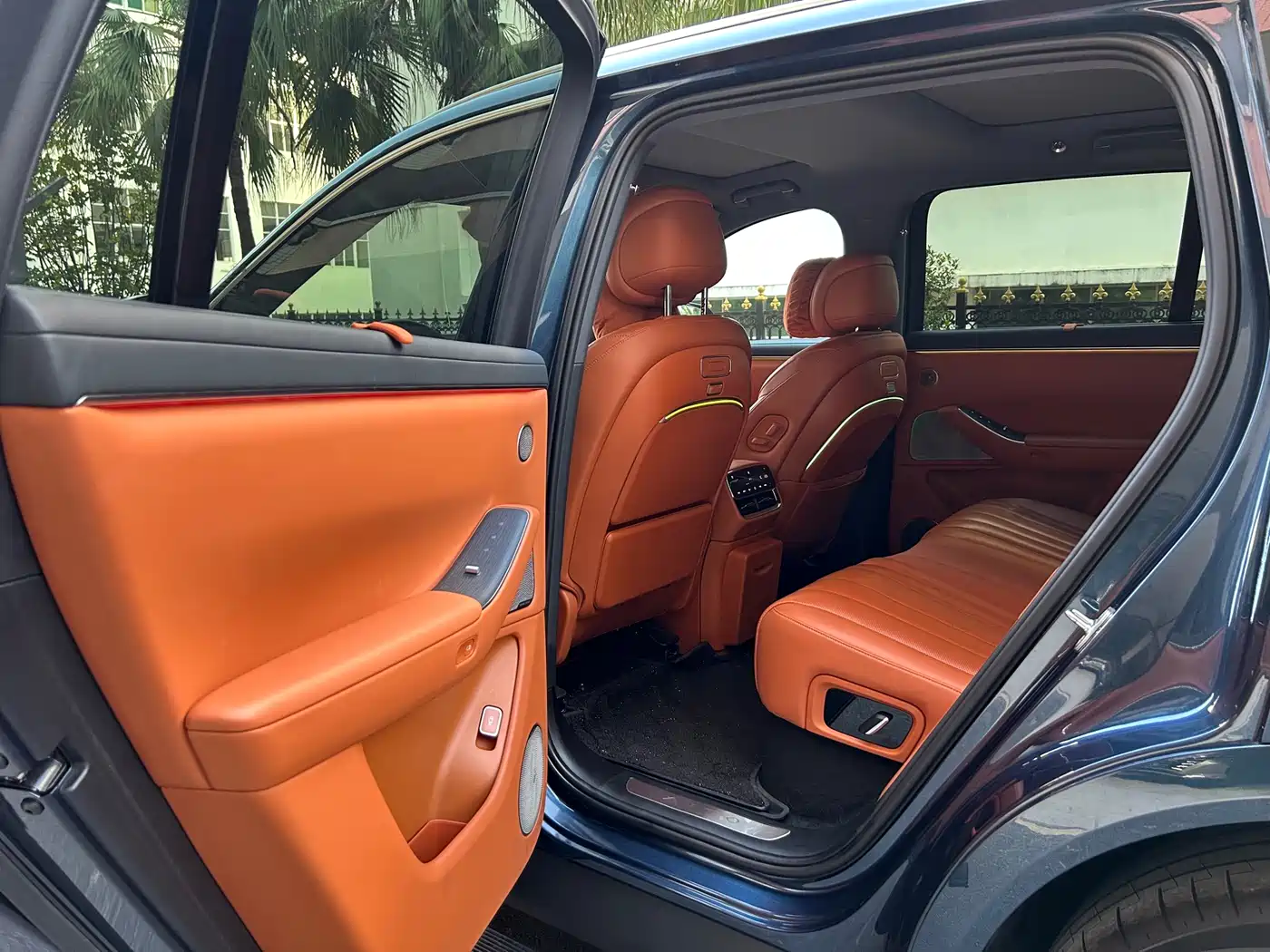 AITO Wenjie AITO M7 2026 Extended Range Pro+ AWD 5-seater фото 13