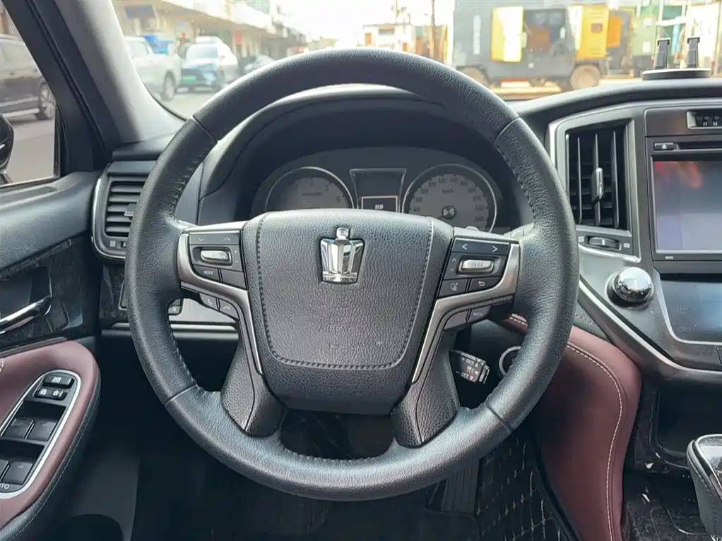 Toyota Crown 2018 2.0T Sport Edition фото 4