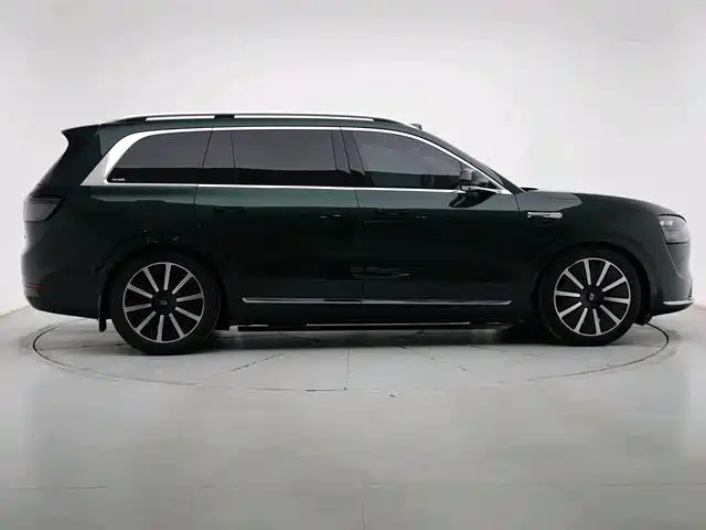 AITO Wenjie AITO M9 2024 Extended Range Ultra 42kWh 6-Seater фото 9
