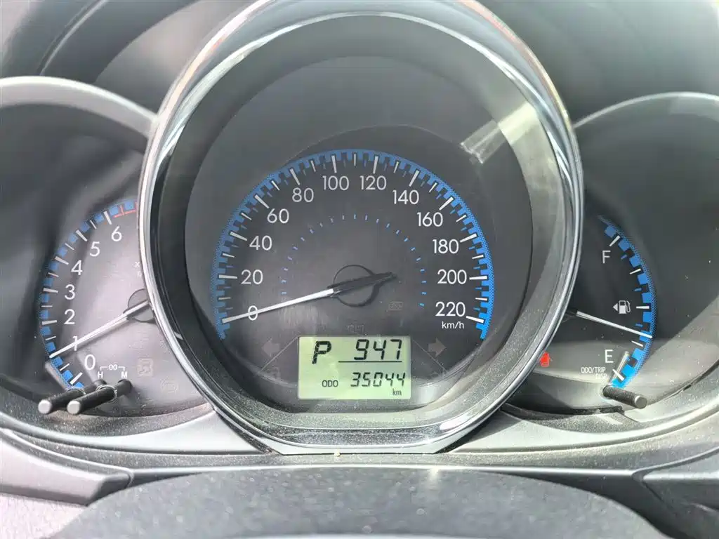 Toyota Vios 2017 1.5L CVT Pioneer фото 12