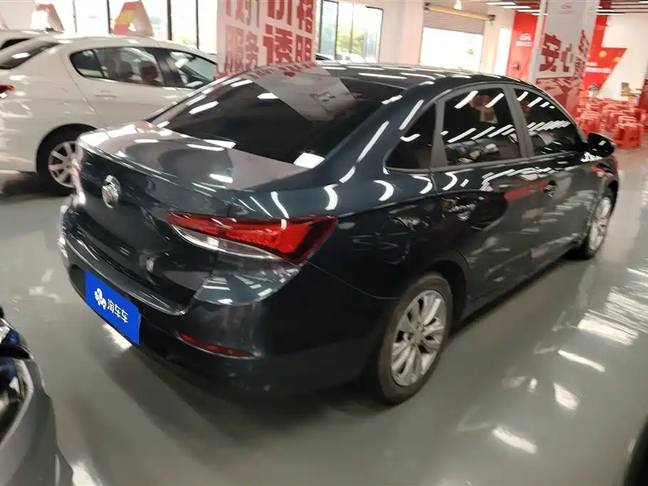 Buick Excelle 2021 Exemplar 1.5L Auto Elite фото 3