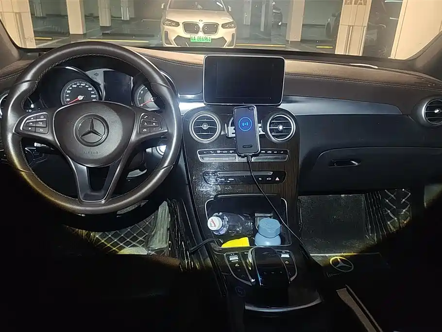 Mercedes-Benz GLC 2019 GLC 260 L 4MATIC Luxury фото 12