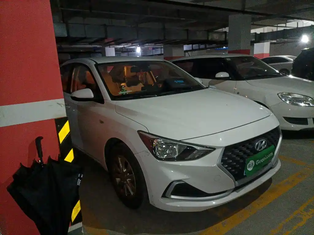 Hyundai Elantra 2020 1.6L Auto GL Pleasing Edition фото 3