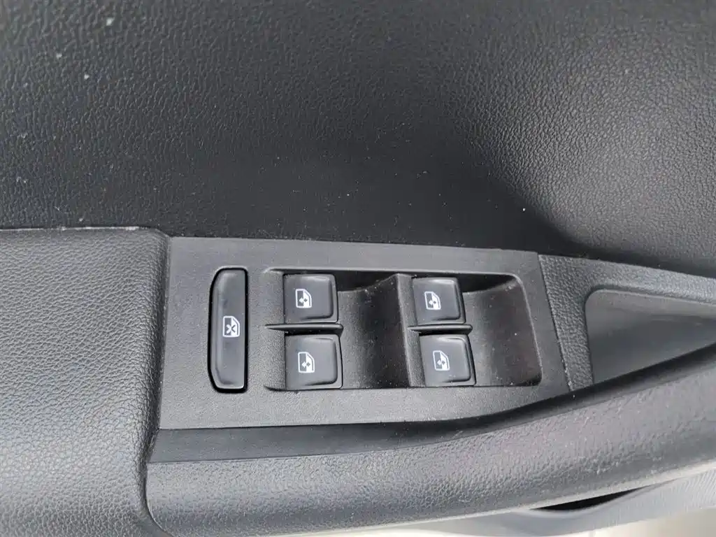 Škoda Octavia 2019 1.5L Automatic Smart Comfort China VI фото 9