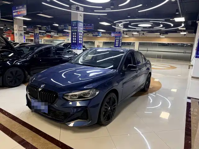 BMW 1 125i, M Спорт, чёрный пакет