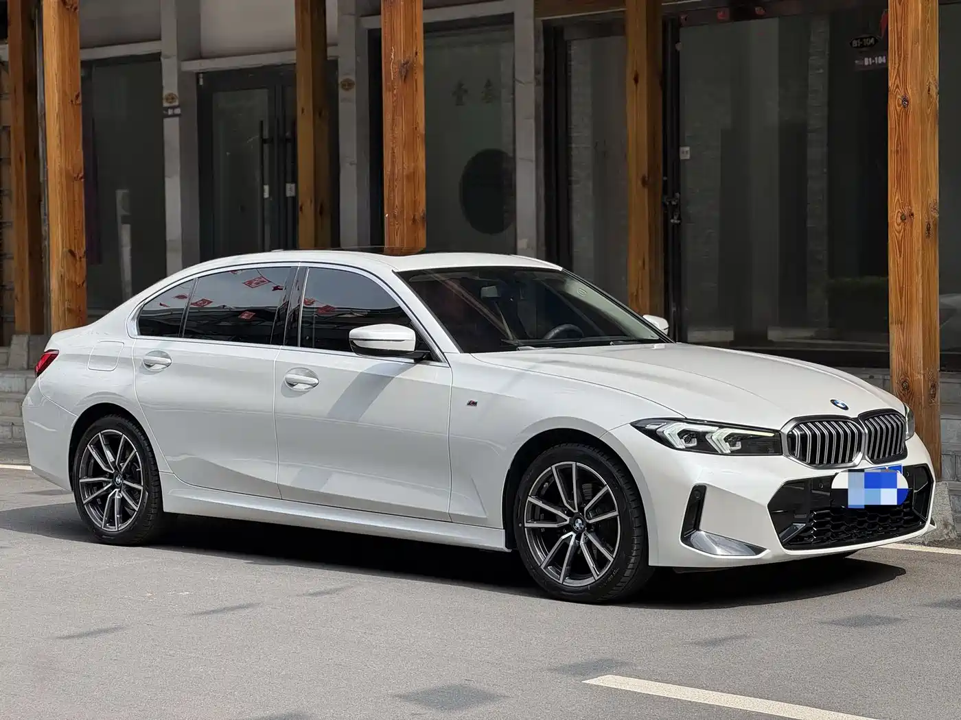 BMW 3 Series 2023 320Li M Sport Package фото 4