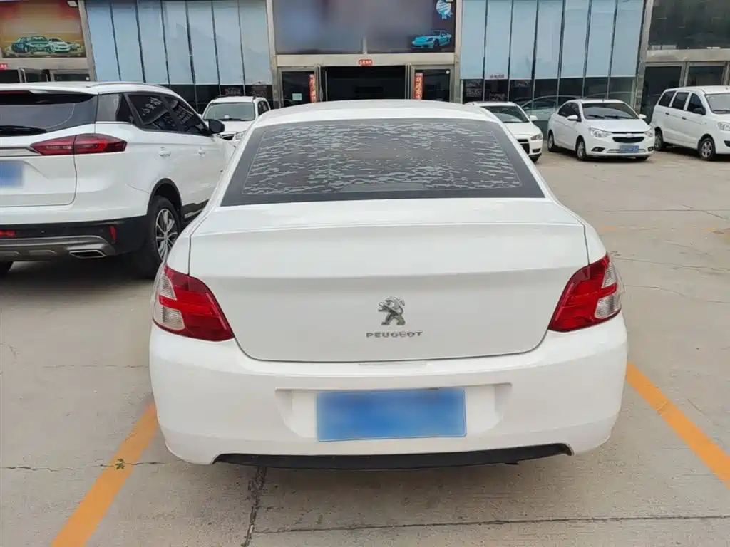 Peugeot 301 2016 1.6L Manual Comfort Edition фото 4