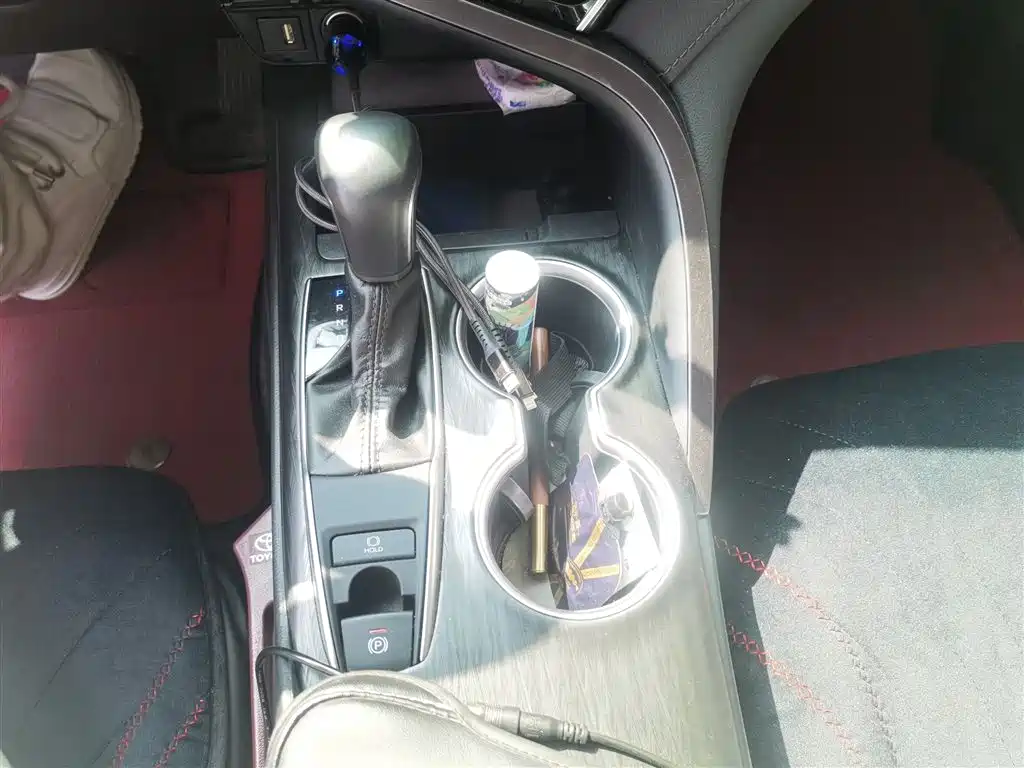 Toyota Camry 2023 2.0G Luxury Edition фото 10