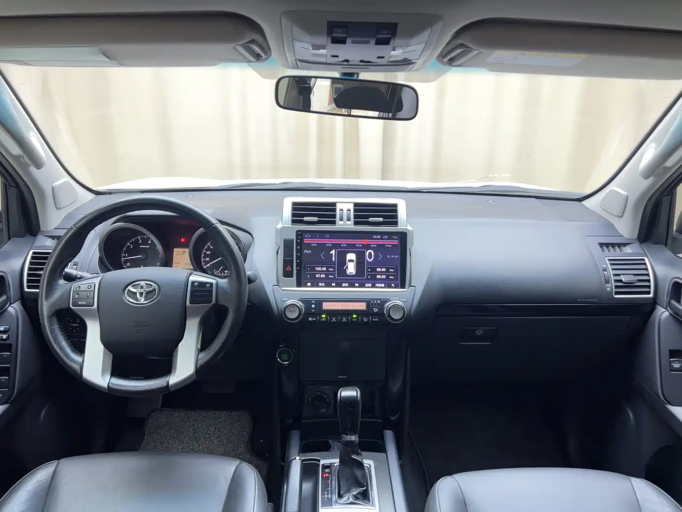 Toyota Prado 2016 2.7L Auto Standard Edition фото 8