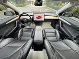 Photo 15 - Tesla Model 3