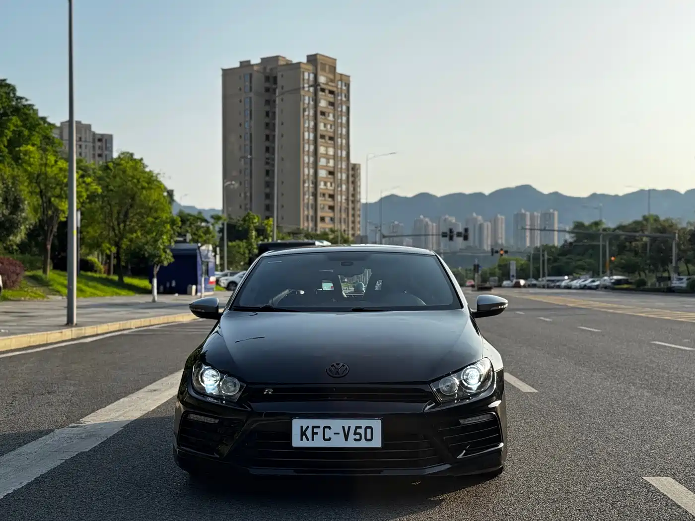Volkswagen Scirocco 2013 2.0TSI Million Mile Edition фото 2