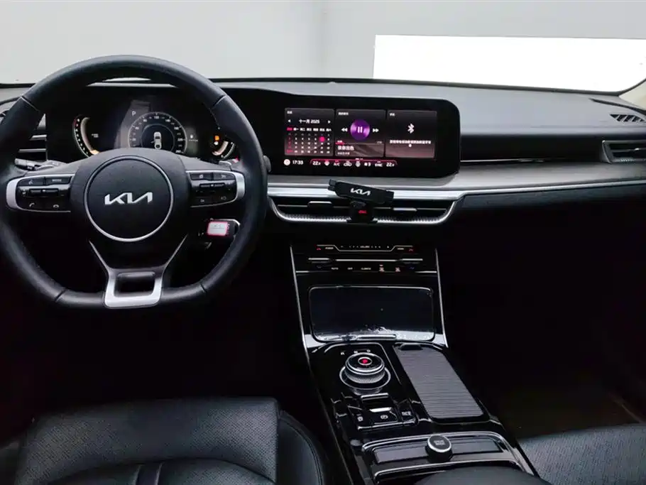 Kia K5 2021 270T CVVD Fashion Edition фото 12