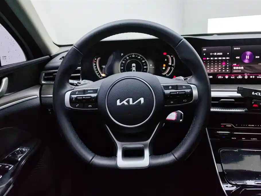 Kia K5 2021 270T CVVD Fashion Edition фото 15