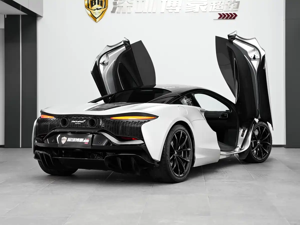 McLaren Artura 2023 3.0T Hybrid Standard фото 12