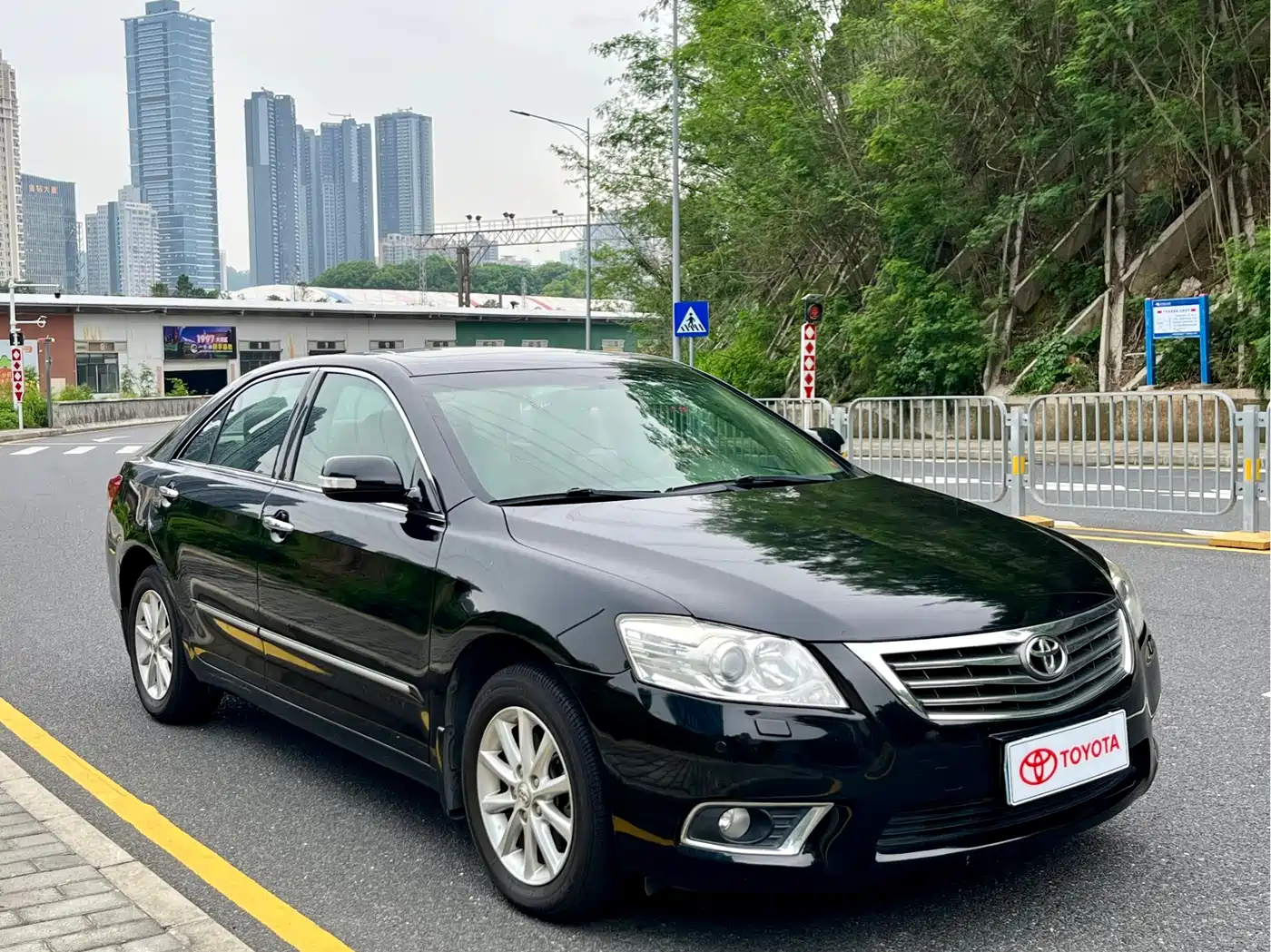Toyota Camry 2009 Model 200G Luxury Edition фото 3