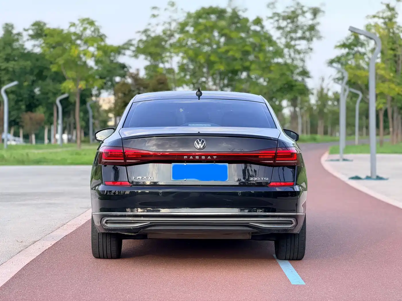Фото 28 - Volkswagen Passat