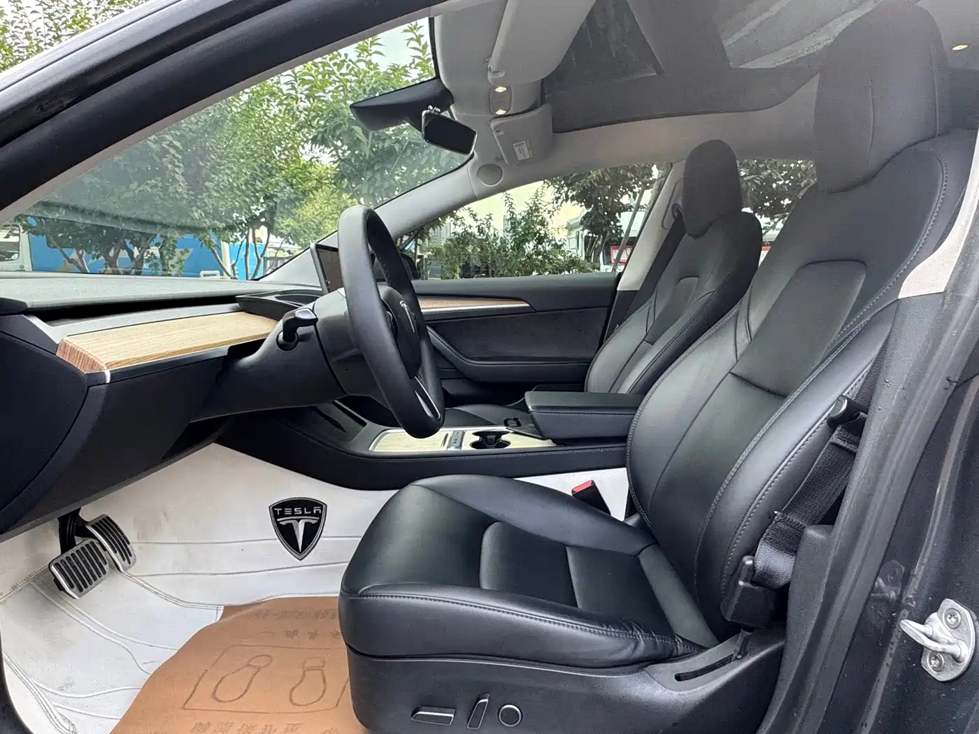 Фото 8 - Tesla Model 3