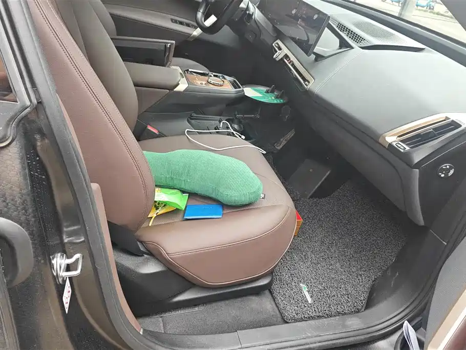 BMW iX 2022 xDrive40 фото 8