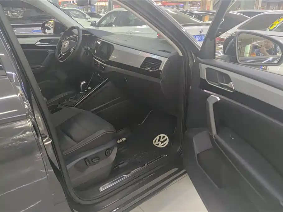 Volkswagen Tayron 2020 330TSI 2WD Luxury Smart Edition фото 8