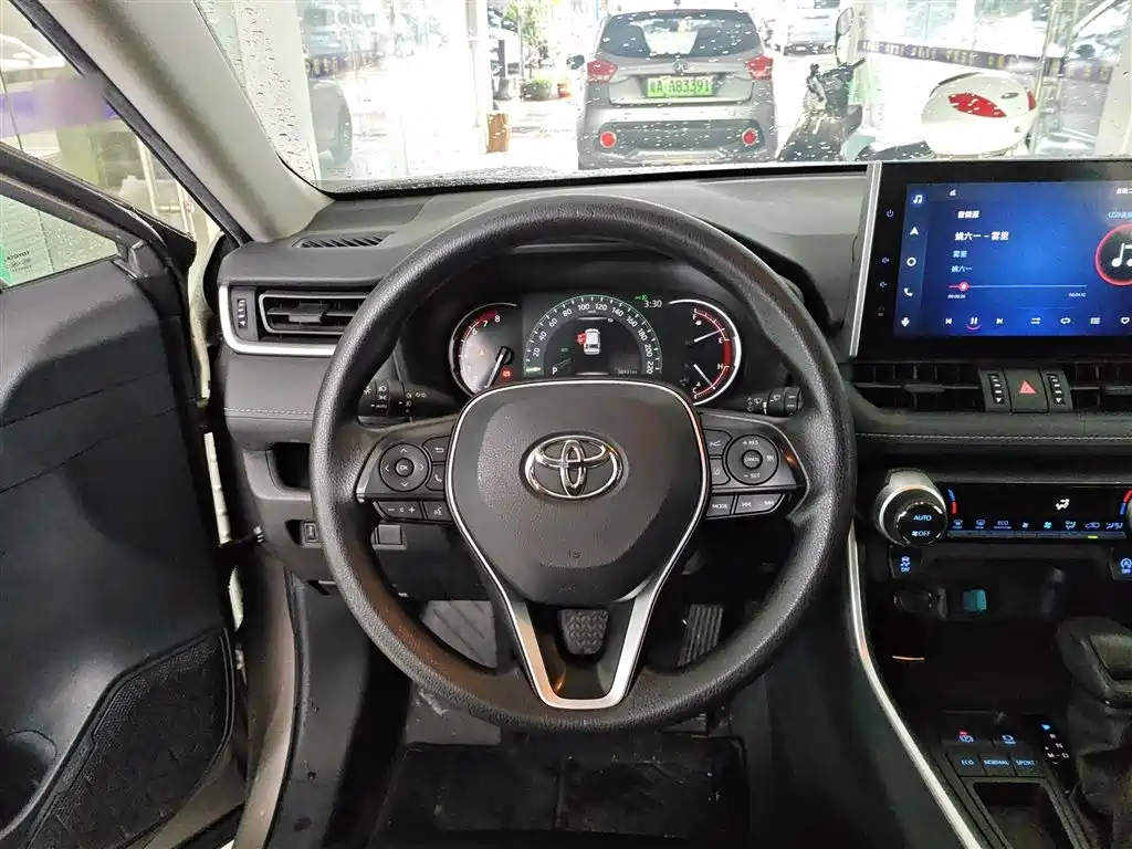 Toyota RAV4 Rongfang 2021 2.0L CVT 2WD Trend фото 7