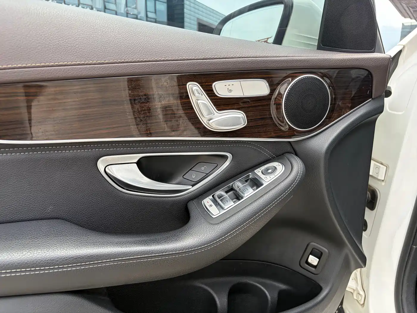 Mercedes-Benz GLC 2019 GLC 260 4MATIC Dynamic фото 10