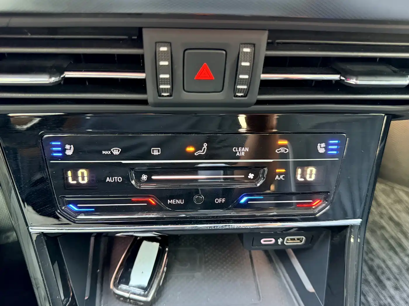 Фото 18 - Volkswagen Passat