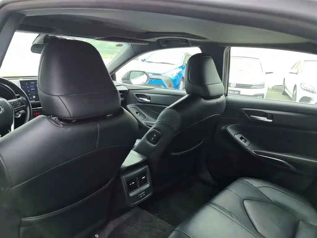 Toyota Avalon 2023 2.0L Luxury Edition фото 25