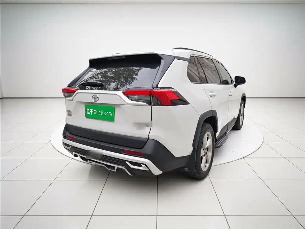 Toyota RAV4 Rongfang 2021 2.0L CVT 4WD Trend фото 4
